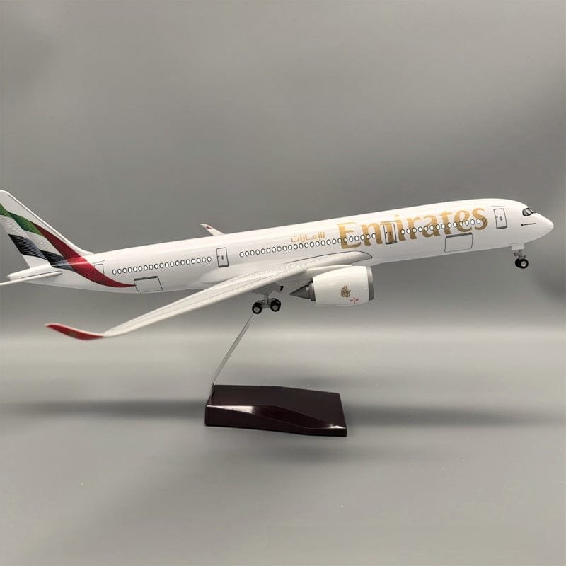 Home aeroplane emirates a350